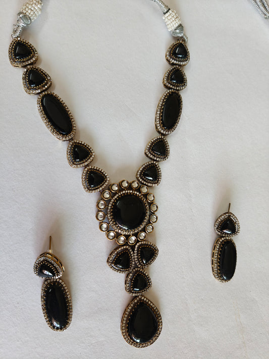 Black Stone Necklace Set